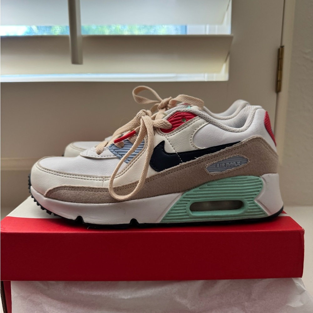 Nike Air Max 90 LTR SE- White, Red, and Mint
